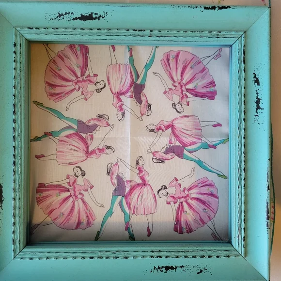 Ballerina Hankie ~ Handkerchief ~ Vintage ~ MCM ~ Pretty! - Picture 8 of 16